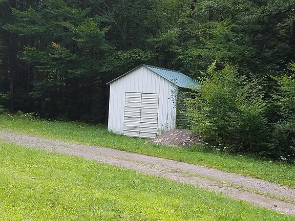 2nd image of 861 Graham Hollow Rd