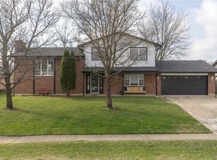 408 Bent Twig Dr, Vandalia, OH 45377