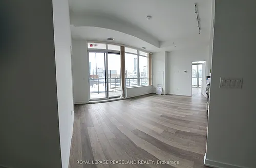181 Huron St #901 Photo 1