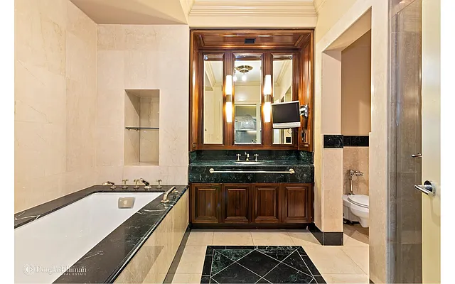 Rented by Douglas Elliman | media 13