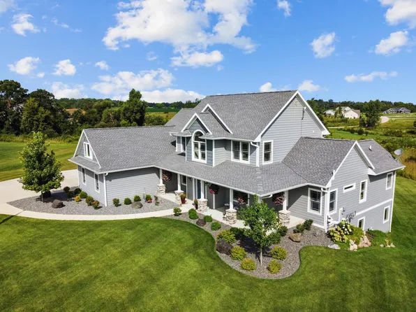 W4122 Shoreridge DRIVE, Lake Geneva, WI 53147