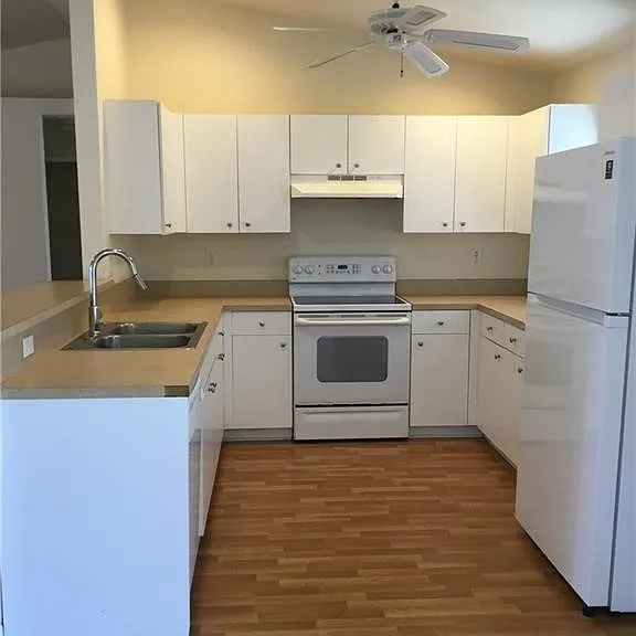 4021 28th St SW — Photo 4