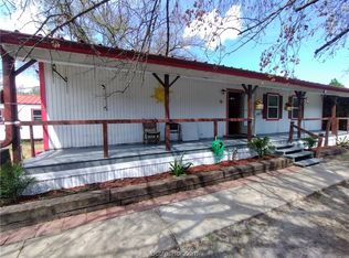 4102 Dick Barnes Loop, Bedias, TX 77831