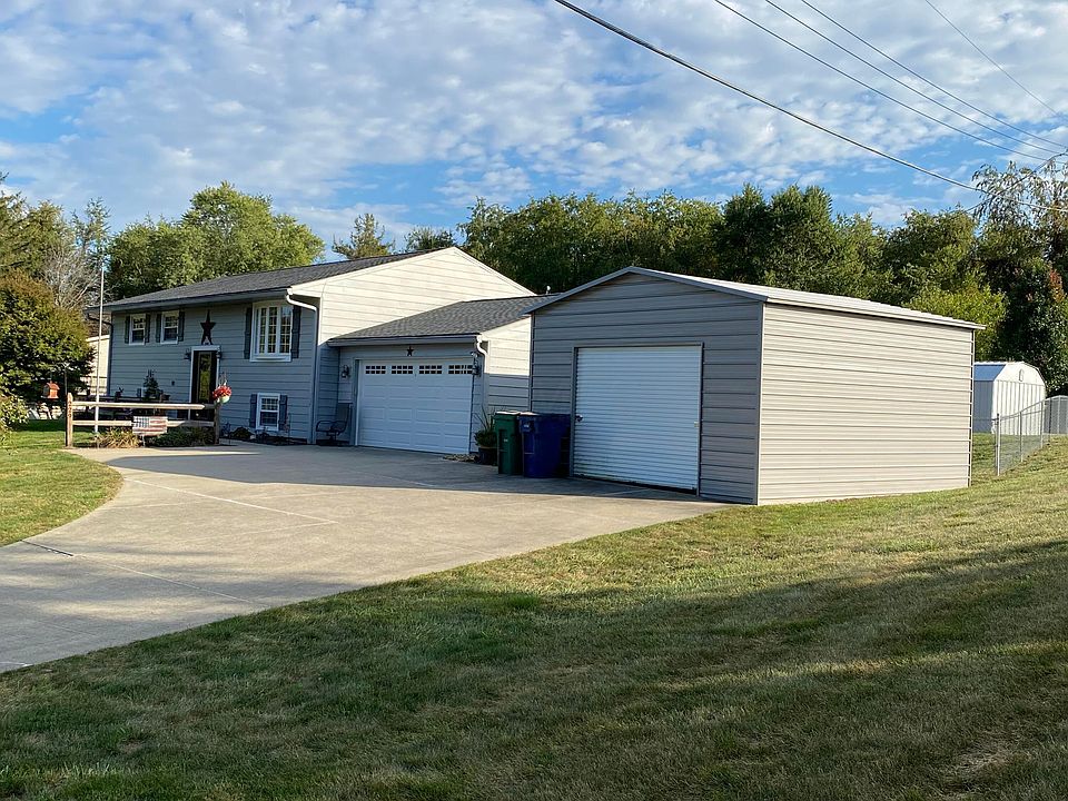 1st image of 229 Tupelo Ln
