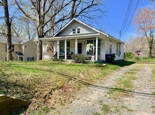 245 Cambridge St, Fredericksburg, VA 22405
