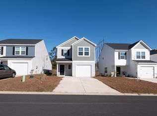 825 Wolfsburg Rd, Lexington, SC 29073