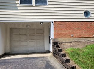 123 S Tippecanoe Dr, Tipp City, OH 45371