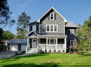 322 Walnut Ave, Cranford, NJ 07016