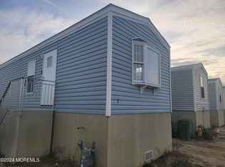 463 S Green St #7, Tuckerton, NJ 08087