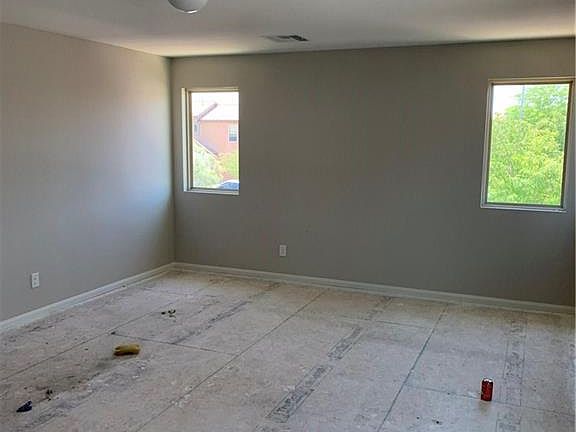5th image of 85 Palm Park Ct