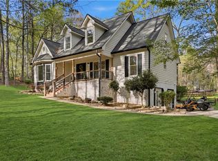 428 Deer Creek Trl, Hoschton, GA 30548