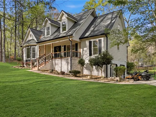 428 Deer Creek Trl, Hoschton, GA 30548