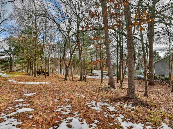 5 Sherman Street, Nashua, NH 03064