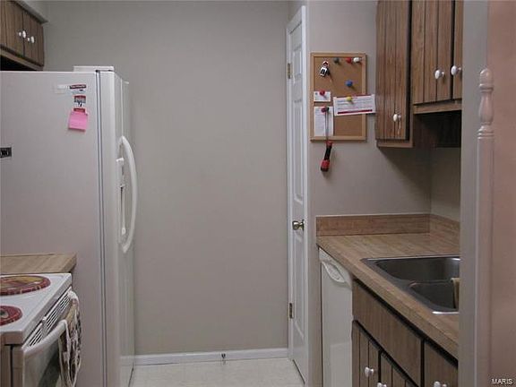 3rd image of 6840 Cottage Grove Ln APT B
