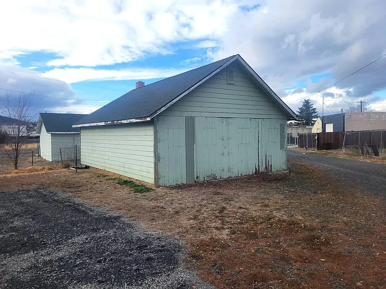 303 S Eldorado Ave — Photo 9