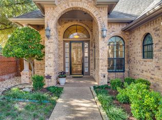 4248 Oak Park Ct, Fort Worth, TX 76109