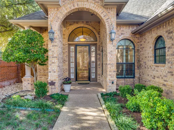 4248 Oak Park Ct, Fort Worth, TX 76109