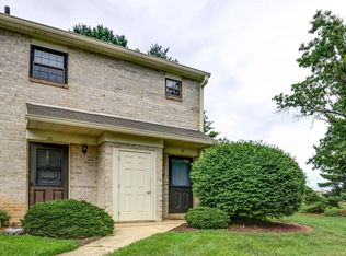 31 Valleybrook Dr, Lancaster, PA 17601