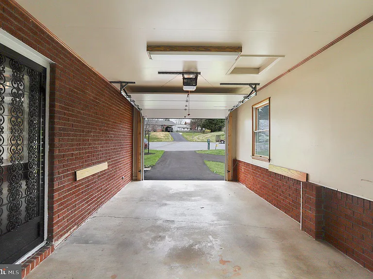 5 Orchard Pl — Photo 79