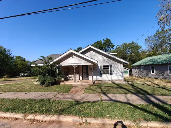 402 N Center Ave, Shawnee, OK 74801