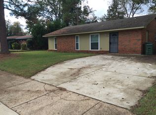 463 Pecan Tree Dr, Montgomery, AL 36109