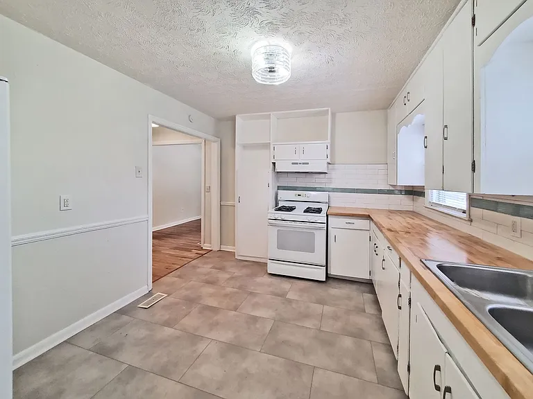 3018 Grand Ave SW — Photo 11