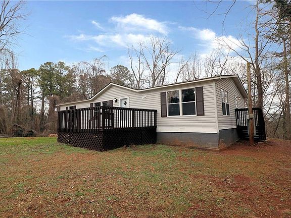 3rd image of 2200 Ridgeside Dr