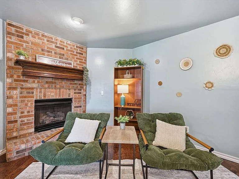 4713 Doe Run Dr — Photo 12
