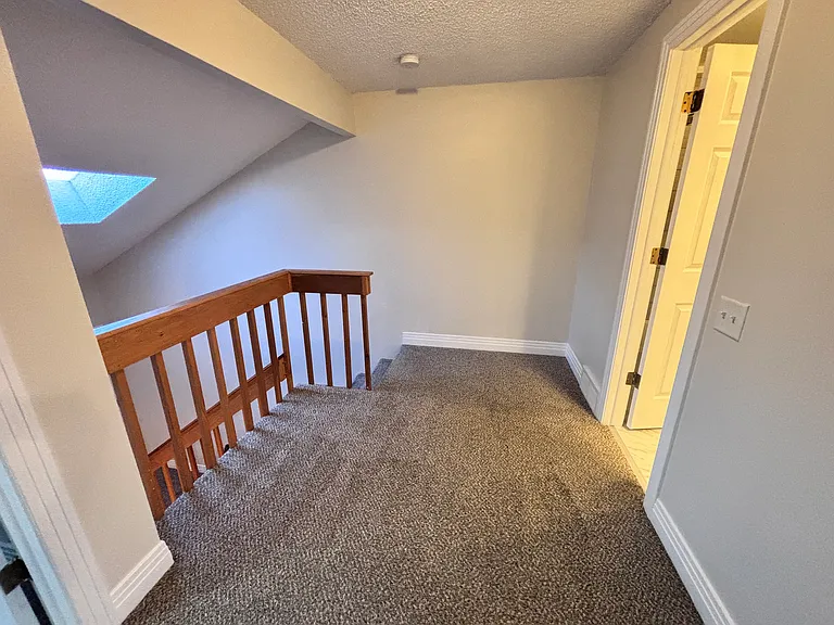 2052 S Helena St #E — Photo 9