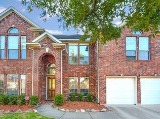 1218 Riverchase Dr, Richmond, TX 77469