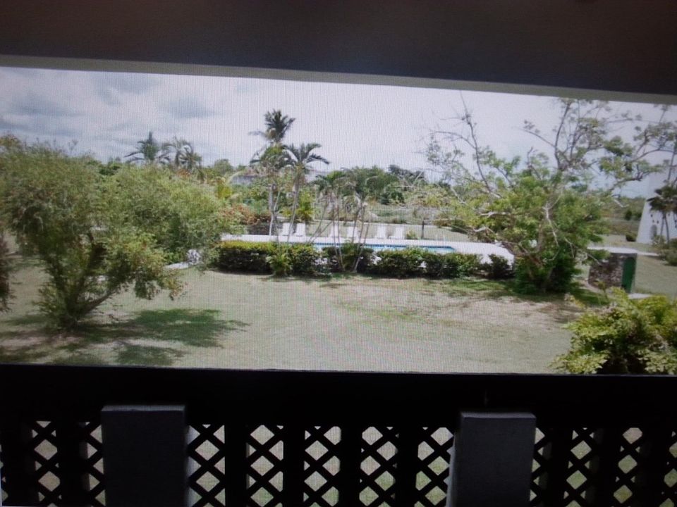 1st image of 140 Estate Carlton #251