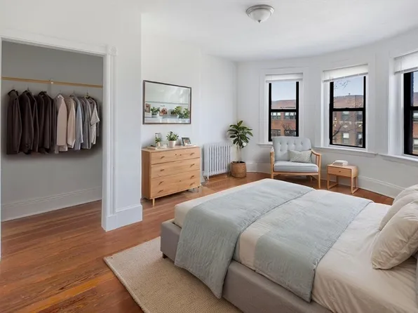 864 Huntington Ave #3, Boston, MA 02115