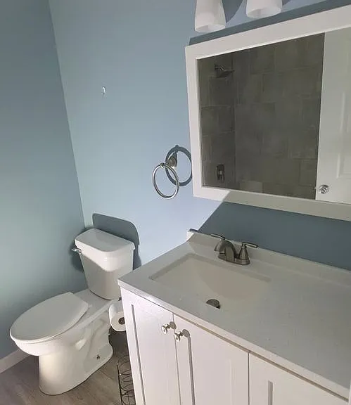 612 W Russ Ave — Photo 13