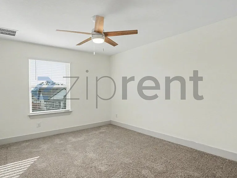 4518 Lampasas Flts — Photo 23
