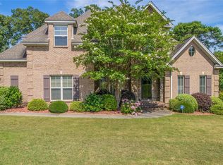 35 Saint Simons Way, Deatsville, AL 36022