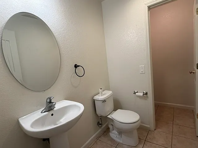 9640 Richlyn Way — Photo 11