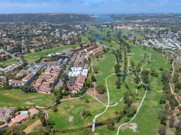 2569 Navarra Dr Unit C, Carlsbad, CA 92009