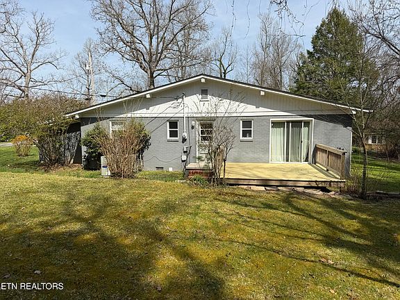 4th image of 38 Oak Ln