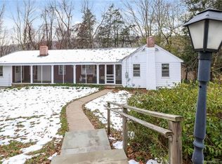 38 Old Middle Rd, Brookfield, CT 06804