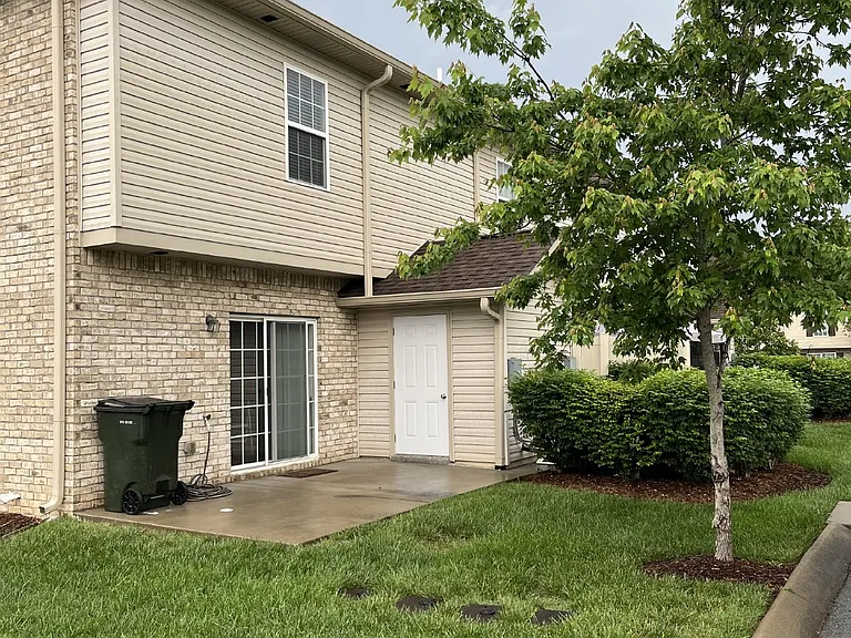 1182 Long Hollow Pike #K1 — Photo 17