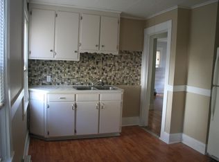 98 View St, Bristol, CT 06010