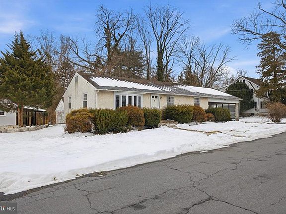 2nd image of 501 Windover Rd