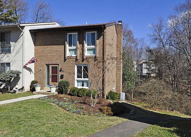 1st image of 3031 Mission Square Dr