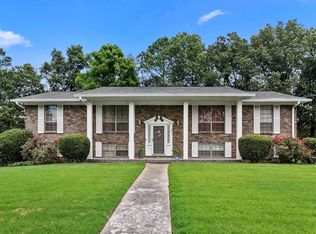 1264 Old Oak Cir, Birmingham, AL 35235