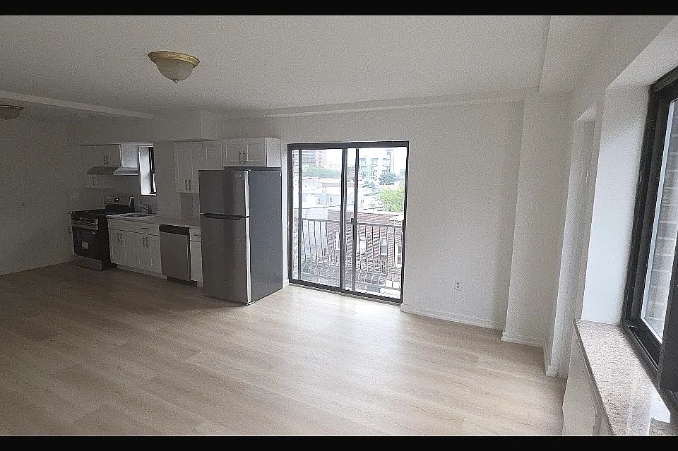 1st image of 27-35 21st St #4AA