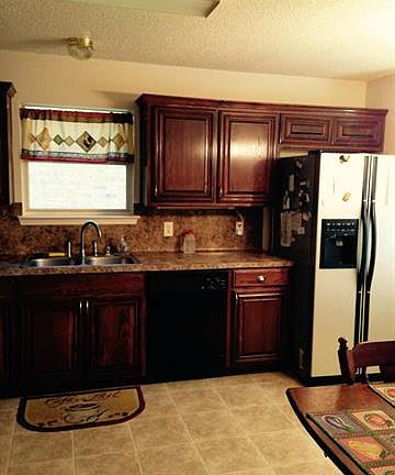 3rd image of 112 Logan Ln