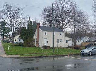 88 E Burnham St, Hartford, CT 06112