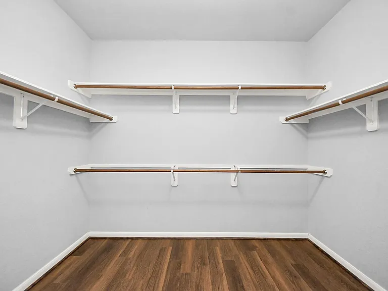 6306 Bain Dr — Photo 33
