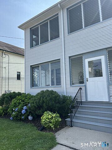 1st image of 27 Vincent Street