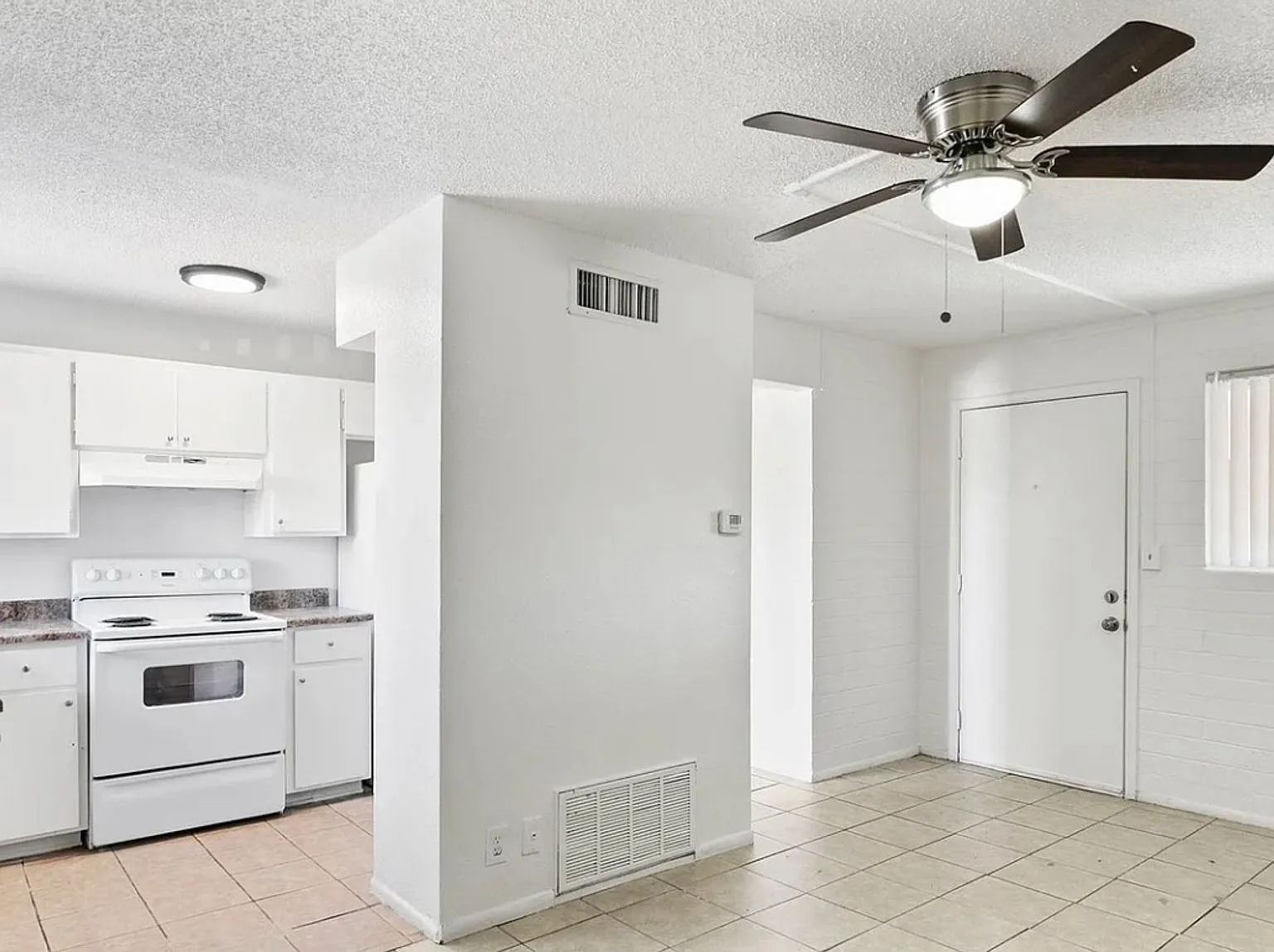 Glen Vista Apartments 2 — Photo 2